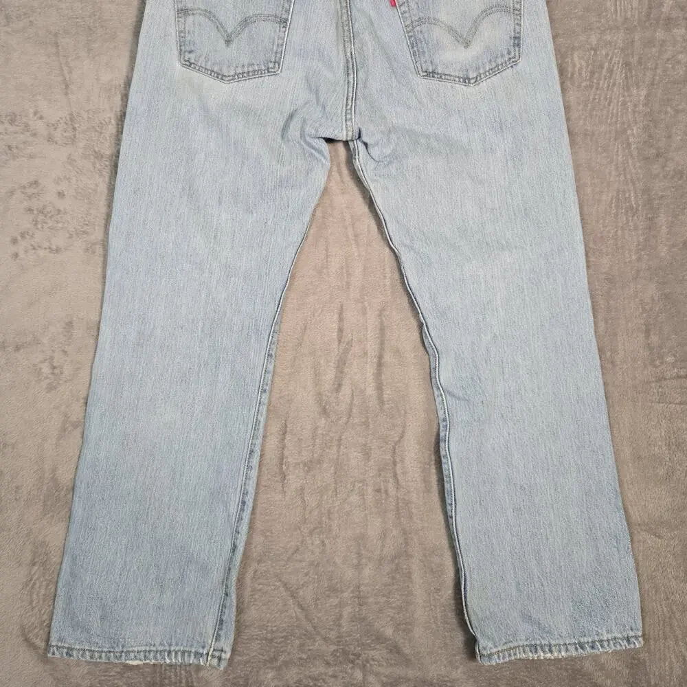 Levi’s 501 Jeans Mens 34x29 Light Wash Distressed Button Fly Straight Leg